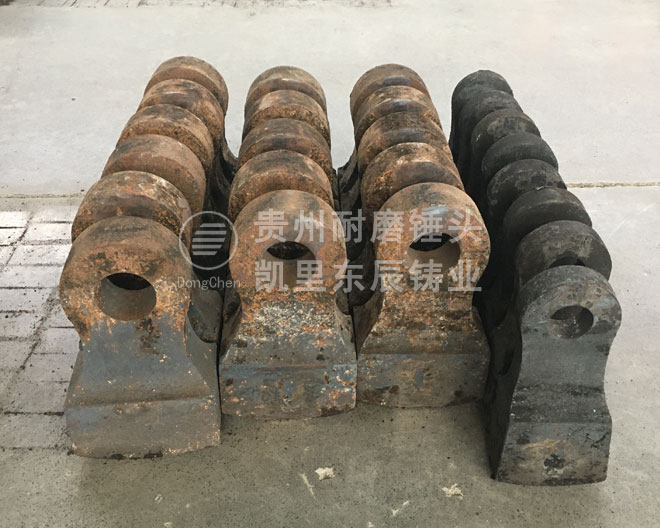 合金錘頭.jpg 破碎機(jī)錘頭